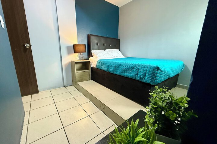 Room 18 of 25