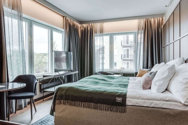 Room 21 of 117