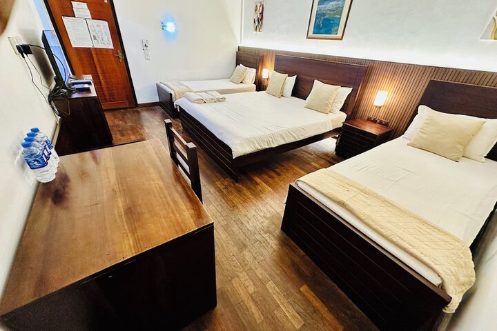 Room 15 of 62