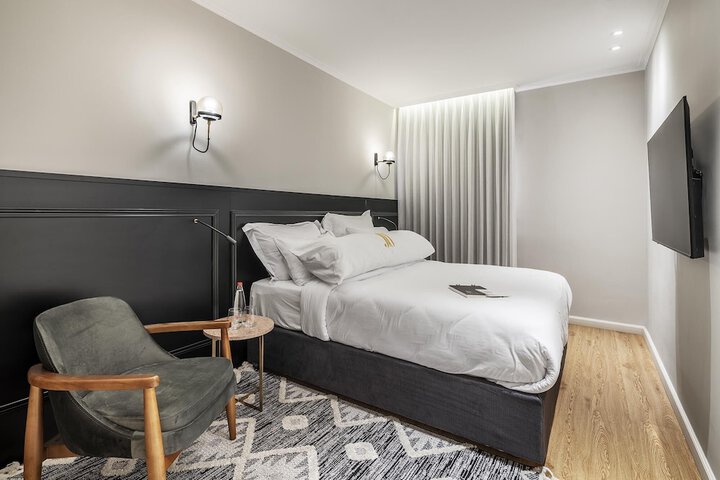 Room 15 of 38
