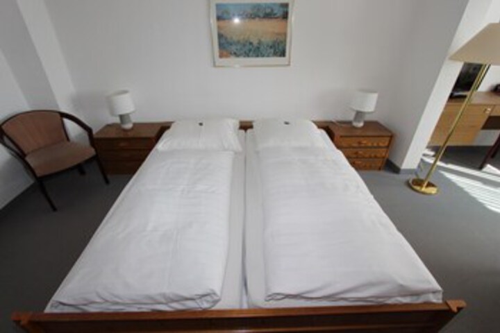 Room 44 of 53