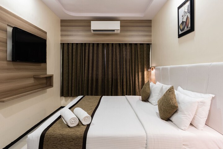 Room 15 of 50