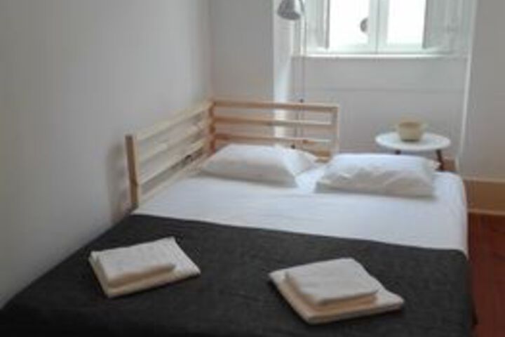 Room 164 of 263