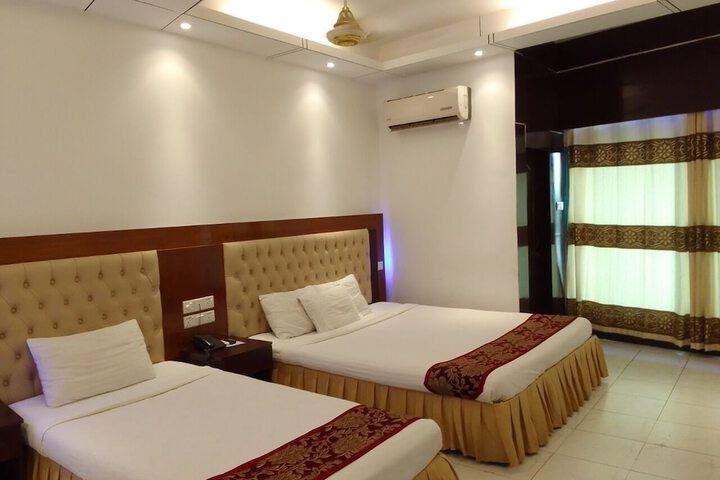 Room 48 of 58