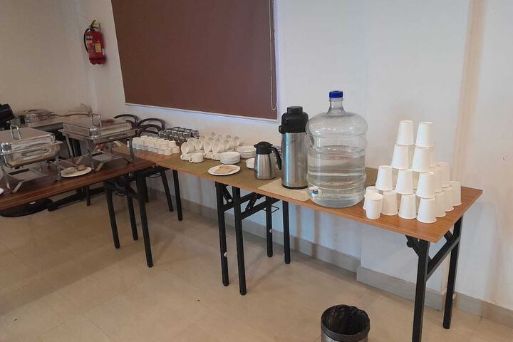 Breakfast/Coffee Service 38 of 44