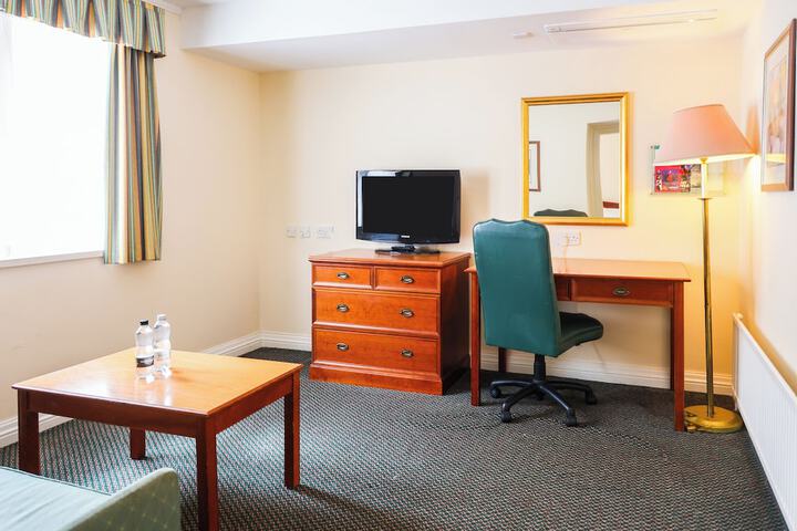 Room 36 of 75