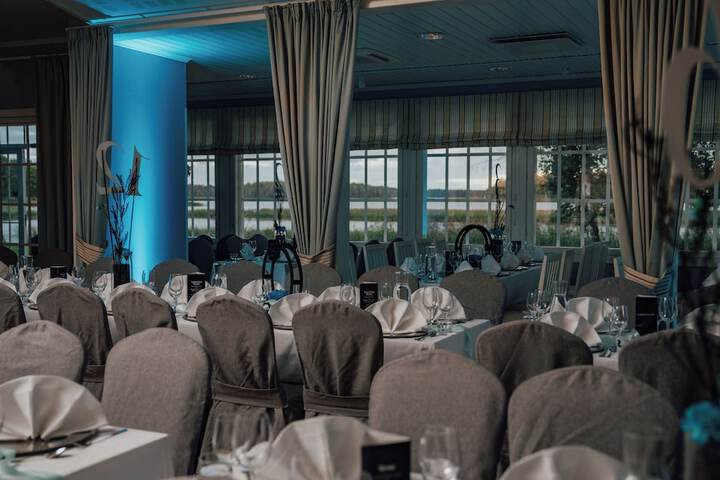 Ballroom/Hall 64 of 78