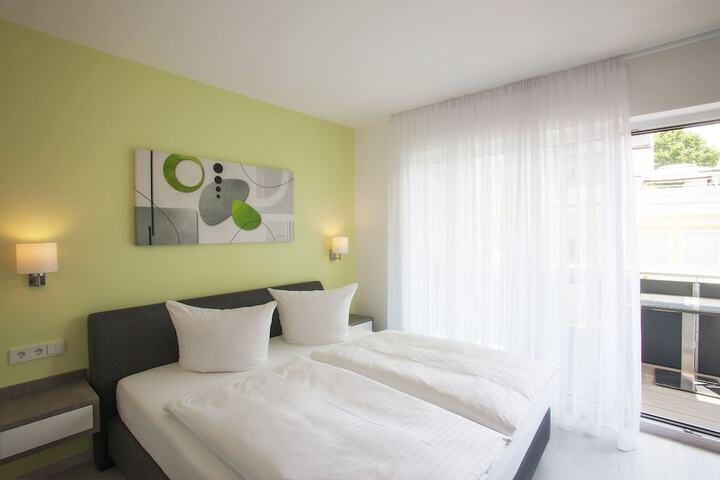 Room 16 of 39