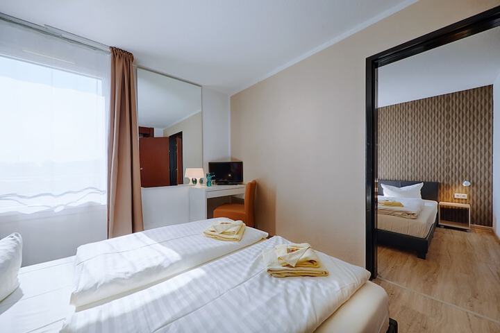 Room 16 of 45