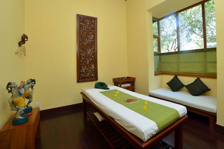 Room 20 of 35