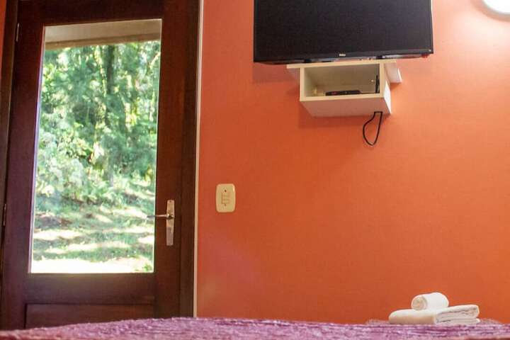 Room 13 of 75