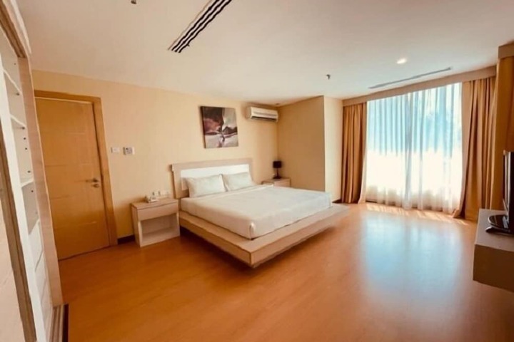 Room 26 of 56