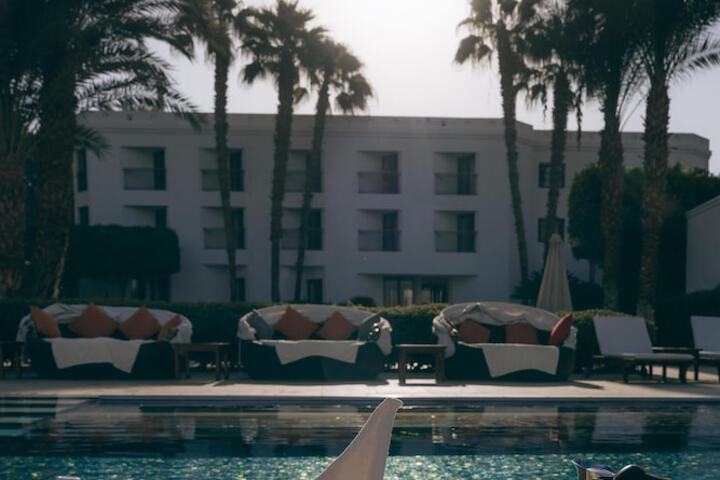 Pool 89 of 163