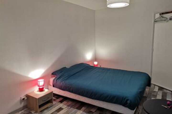 Room 12 of 15