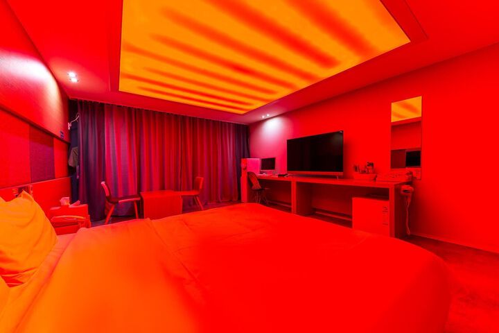 Room 45 of 120