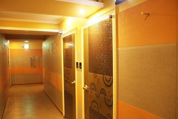 Hotel Interior 8 of 41