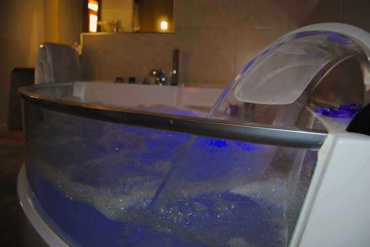 Hot Tub 28 of 69