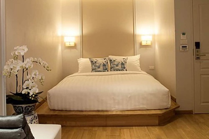 Room 19 of 54