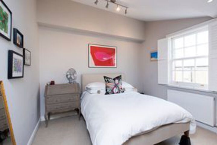 Room 9 of 21