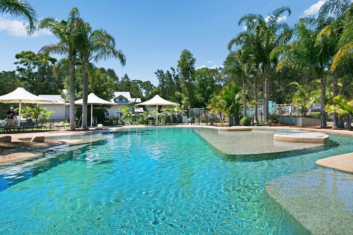 Pool 59 of 98