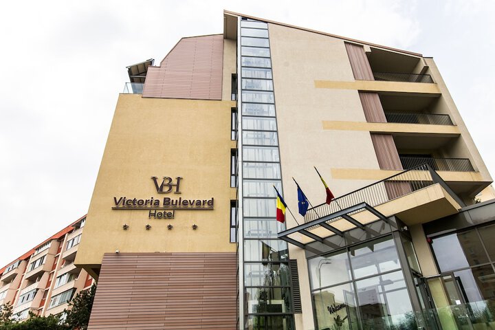 Exterior of Victoria Bulevard Hotel