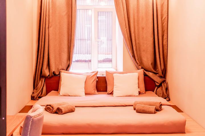 Room 15 of 16