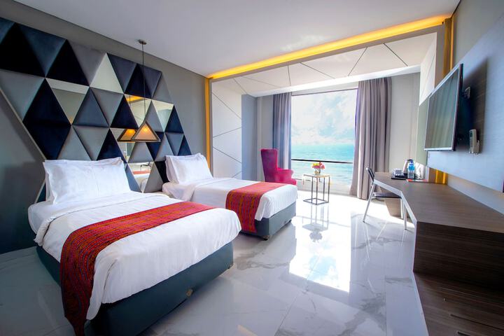 Room 8 of 45