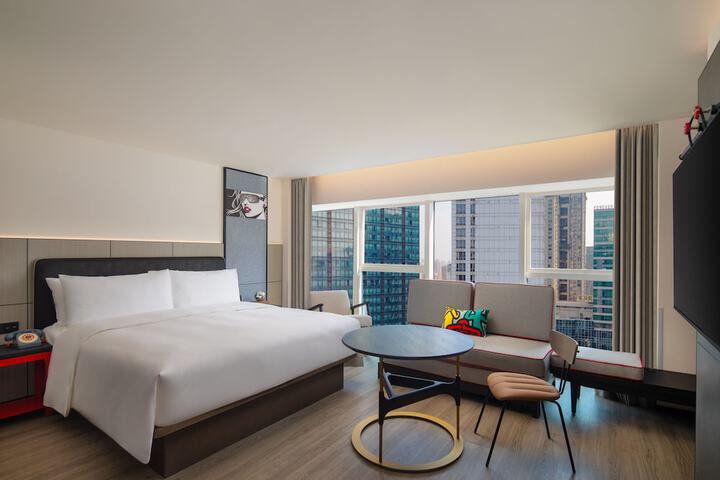 Room 60 of 96
