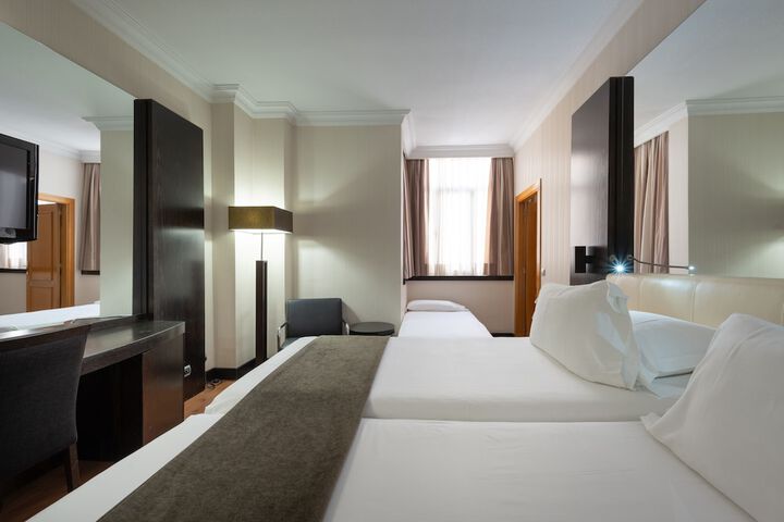 Room 41 of 158