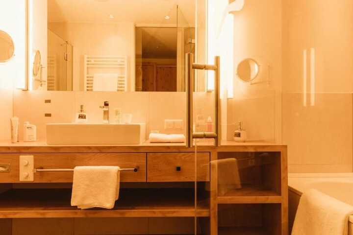 Room 21 of 35