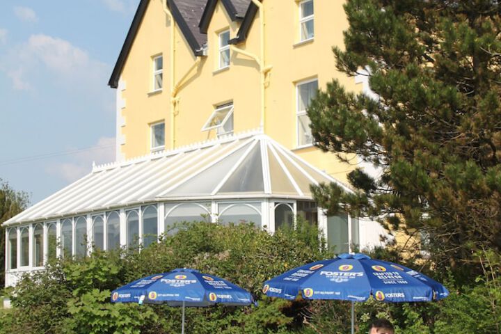BRYN EISTEDDFOD B & B