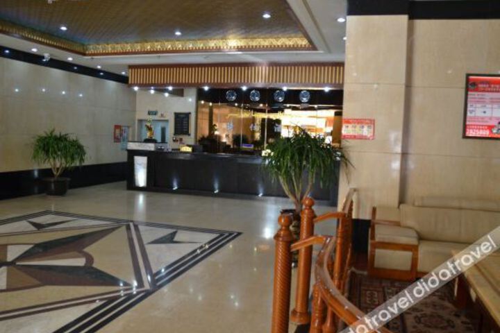 Hotel Interior 9 of 21