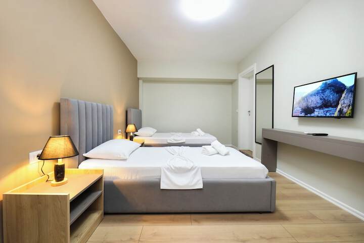 Room 47 of 73