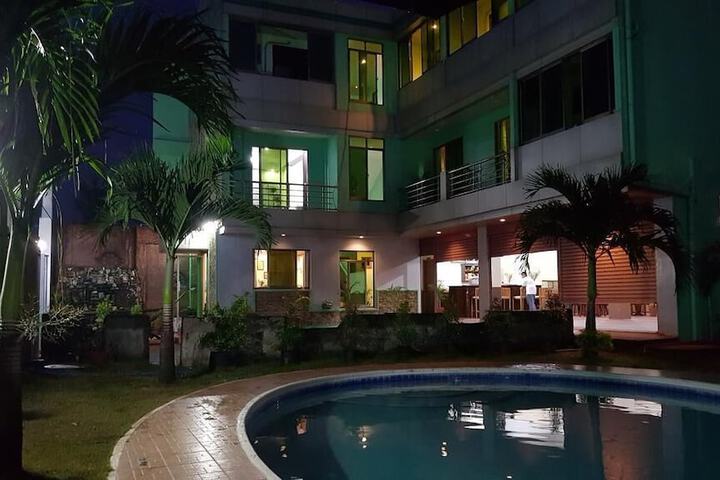 Pool 20 of 30