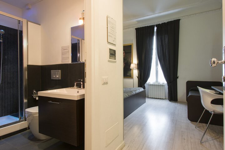 Room 14 of 63