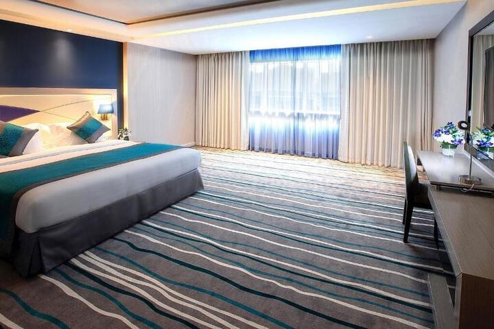 Room 8 of 60