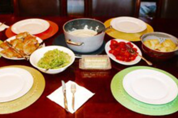 Dining 25 of 51