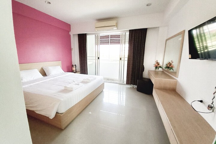 Room 48 of 94