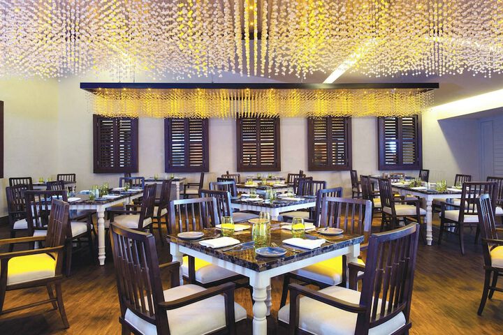 Dining 116 of 167
