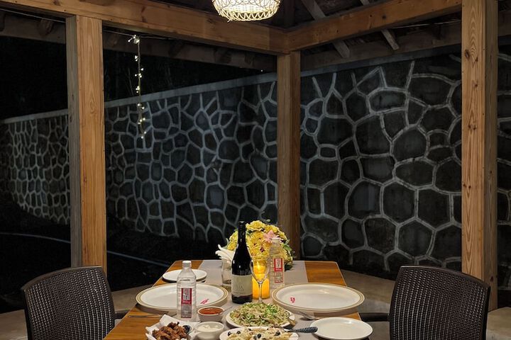 Dining 90 of 107