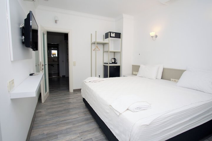 Room 20 of 75