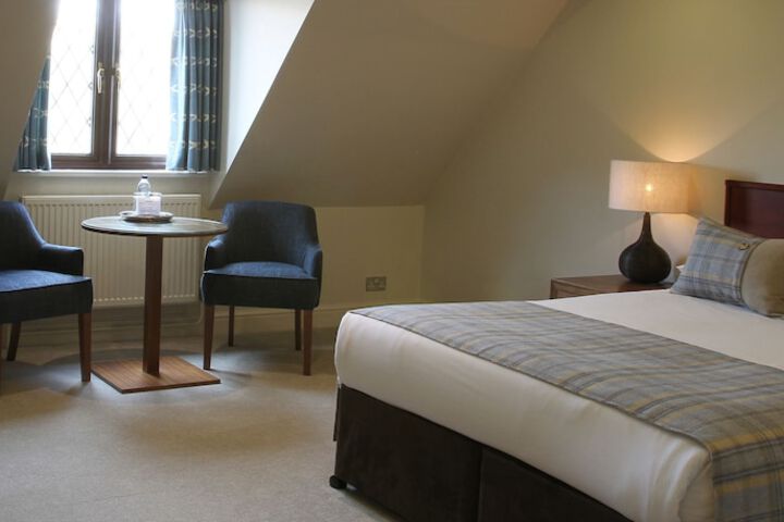 Room 10 of 94