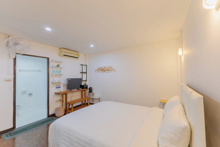Room 12 of 47
