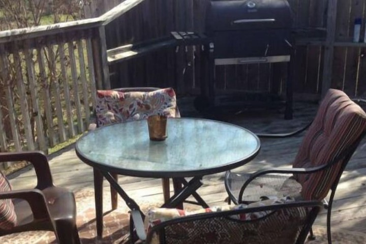 Terrace/Patio 33 of 34