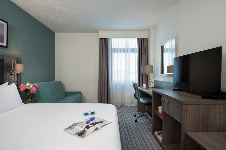 Room 19 of 73