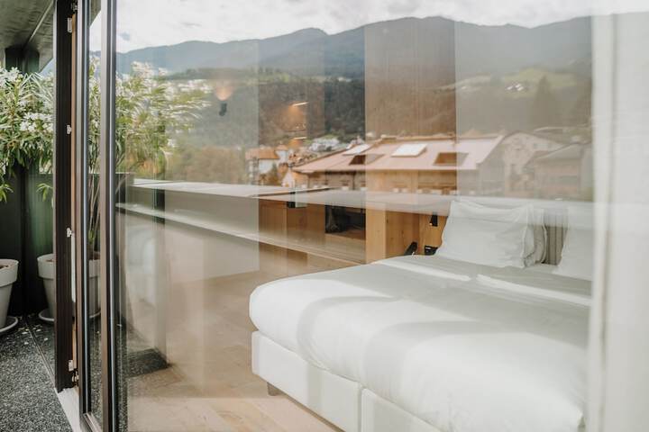 Sundeck 80 of 83