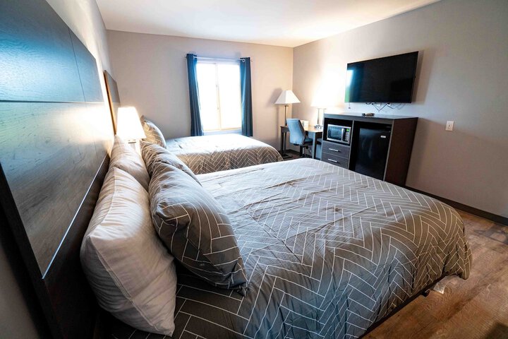 Room 6 of 19