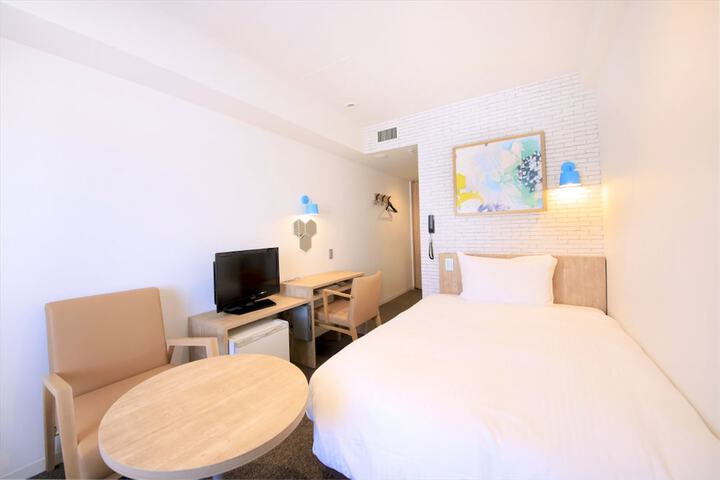 Room 18 of 59