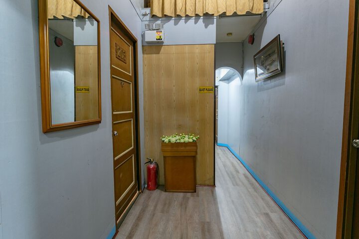Ballroom/Hall 30 of 35