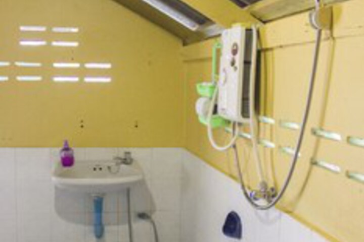 Room 4 of 48